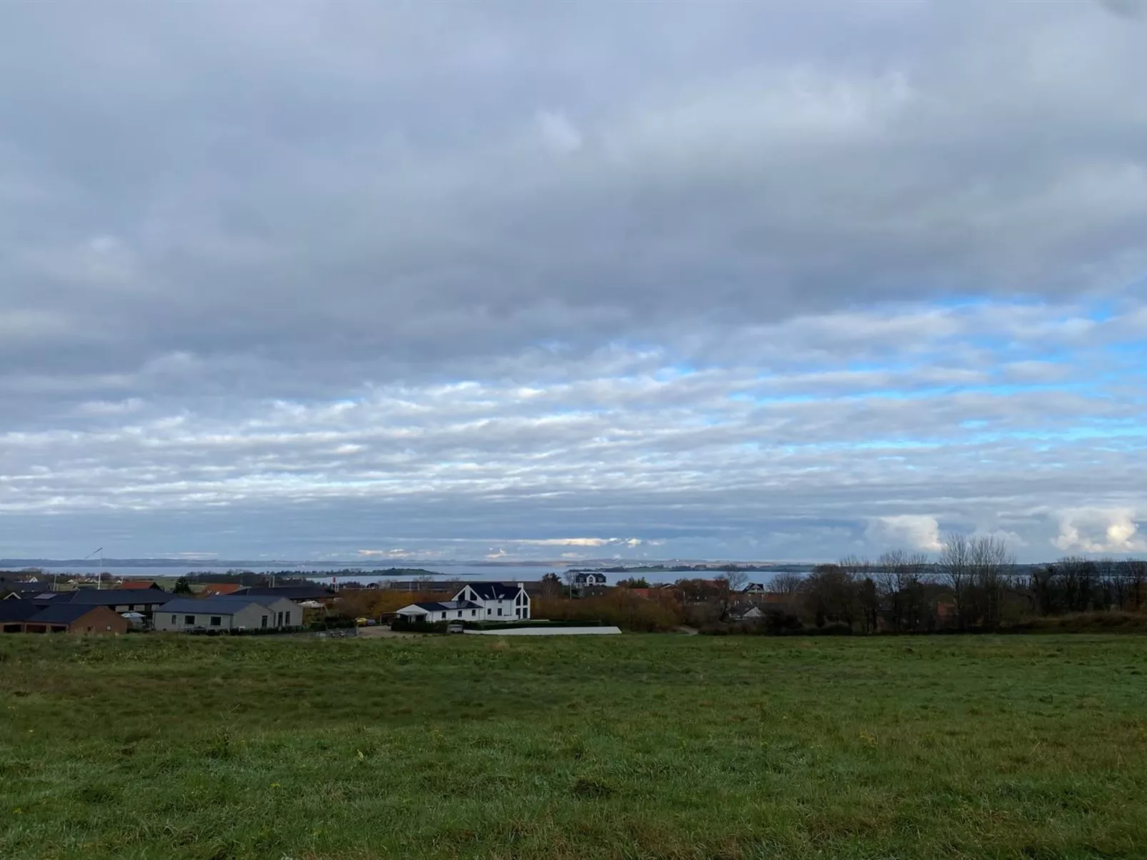 "Ferdine" - 1.5km from the sea-Outside