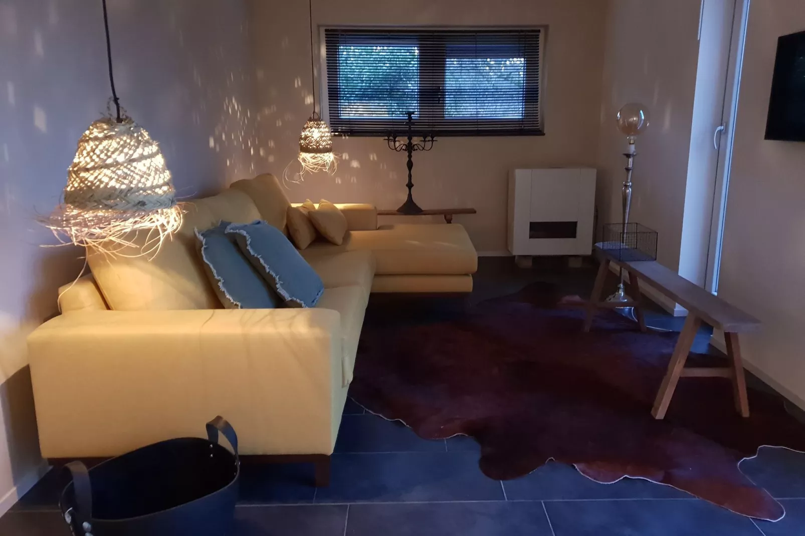 Dorpswoning In het Bos-Living room