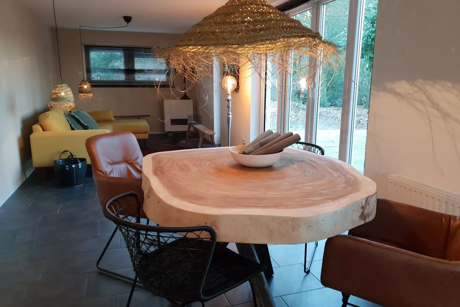 Dorpswoning In het Bos-Living room