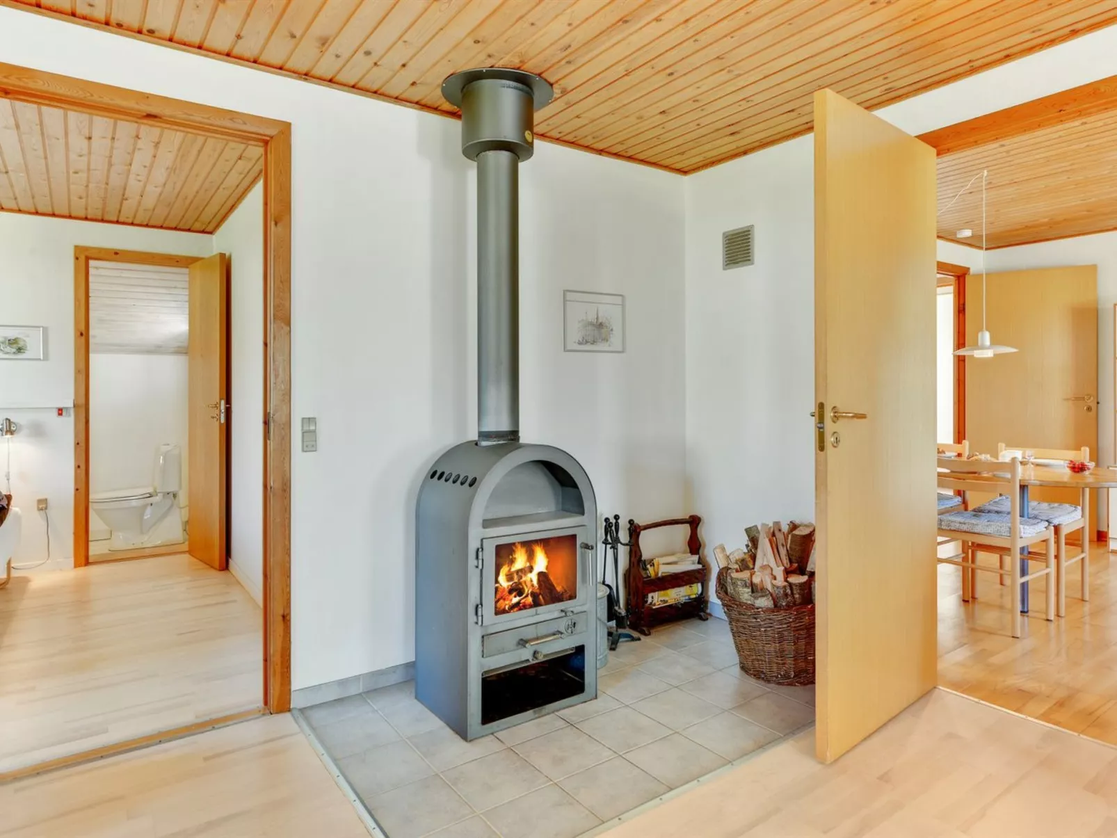 "Dorette" - 100m from the sea-Inside