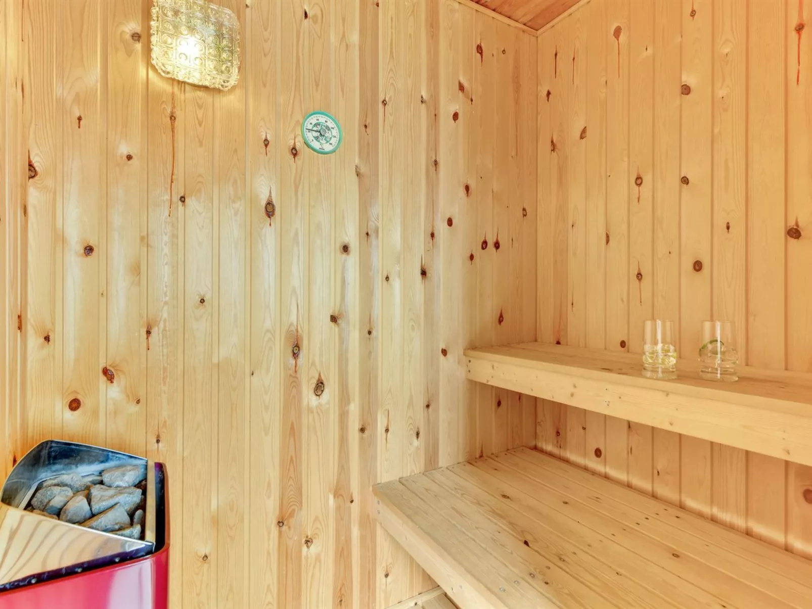 "Dorette" - 100m from the sea-Inside