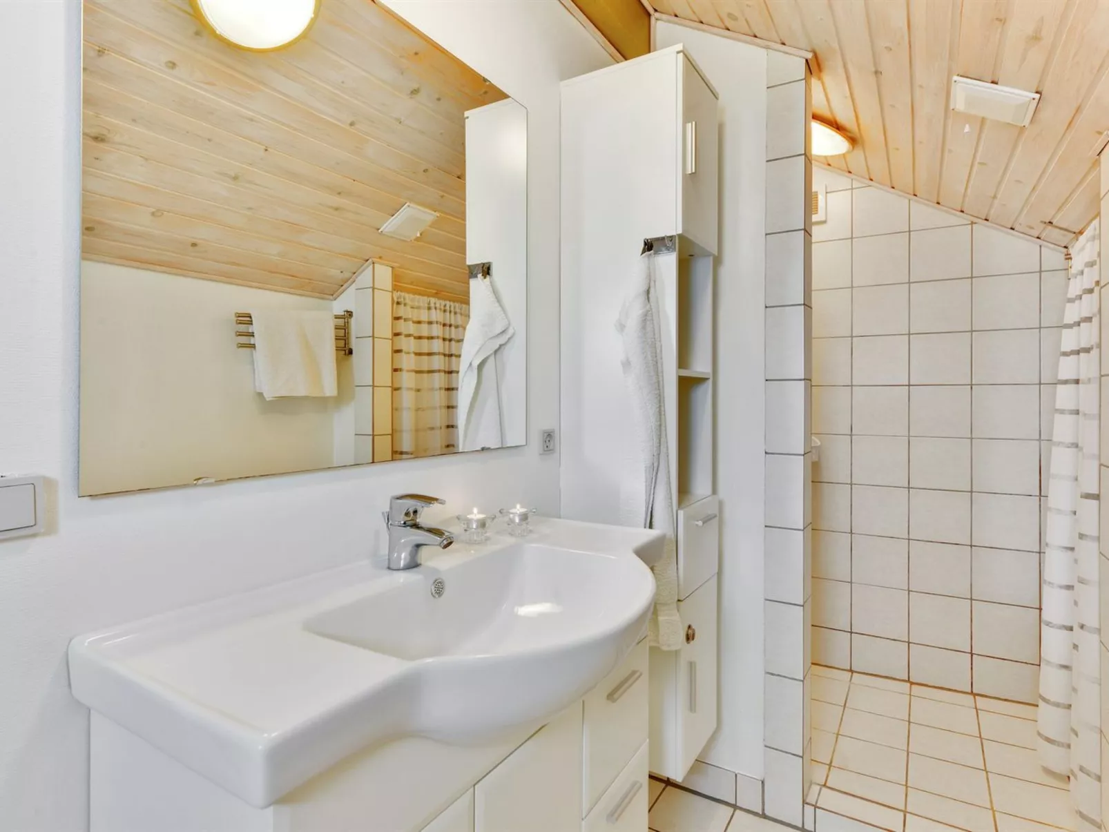 "Dorette" - 100m from the sea-Inside
