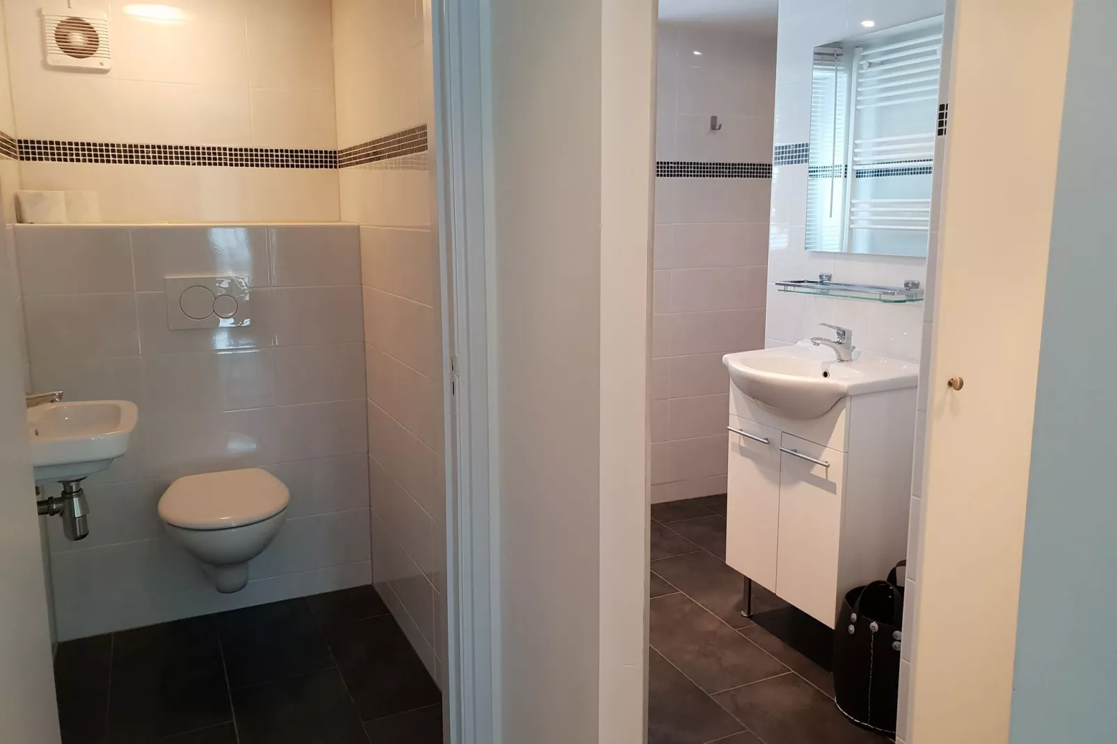 Dorpswoning In het Bos-Bathroom