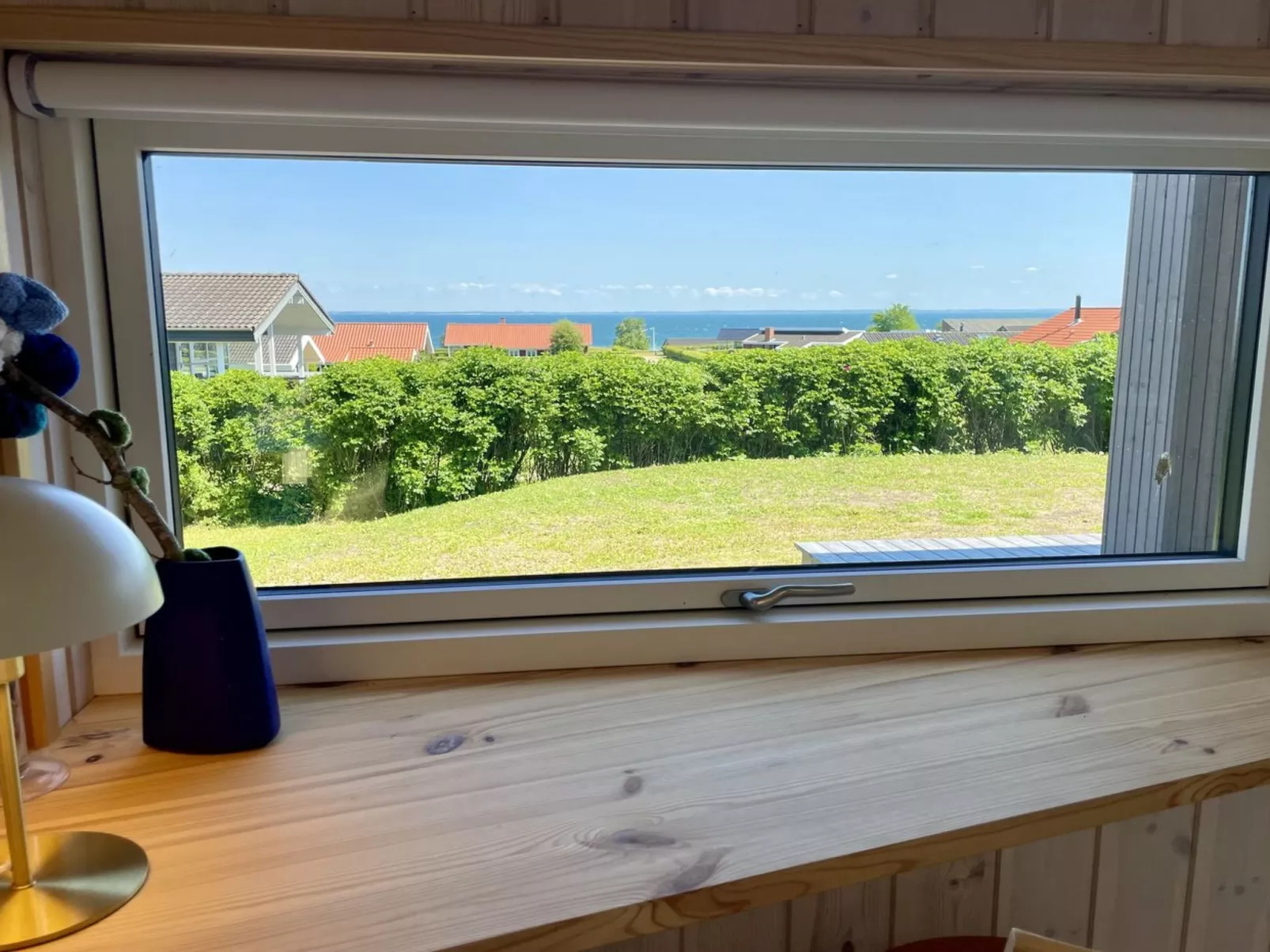 "Ely" - 300m from the sea-Outside