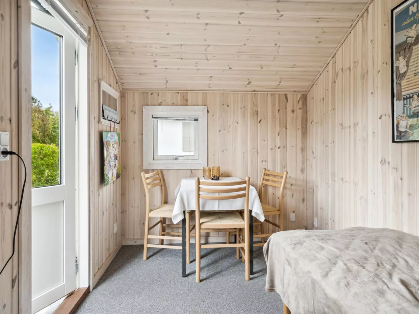"Prohor" - 1.8km from the sea-Inside