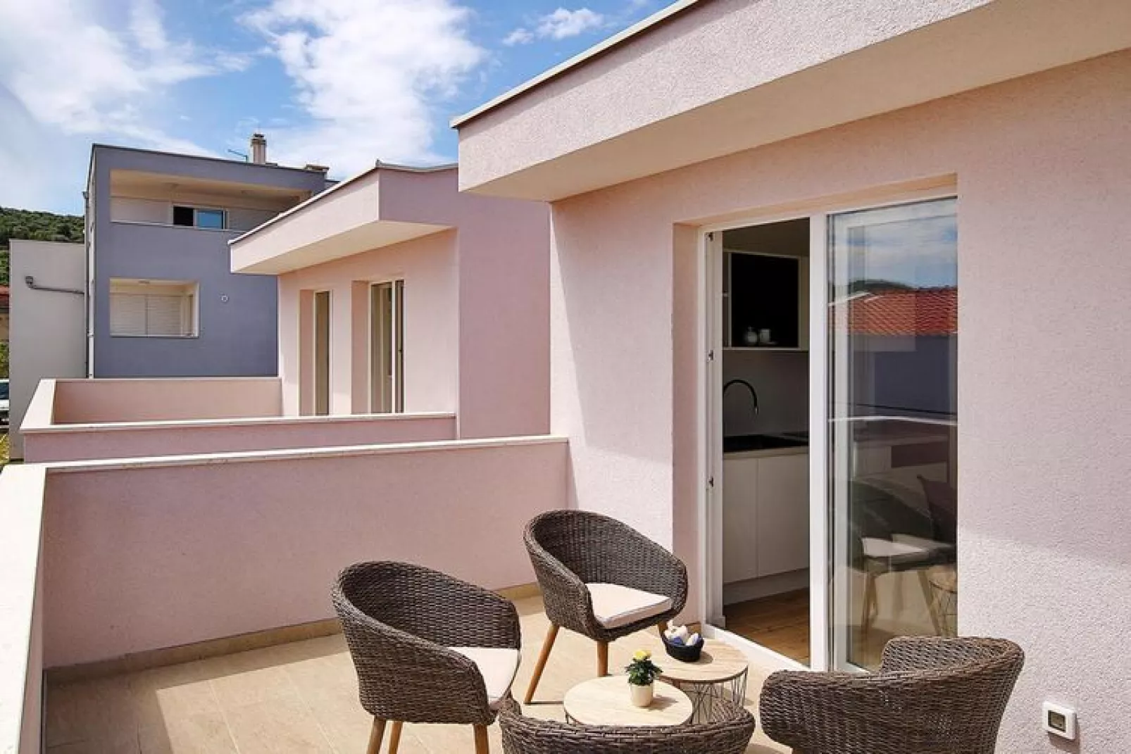 Holiday resort Vile Dalmacija, Preko-3-Raum-App., Classic 4+2, ca. 42 qm für 6 Pers.-Terrace