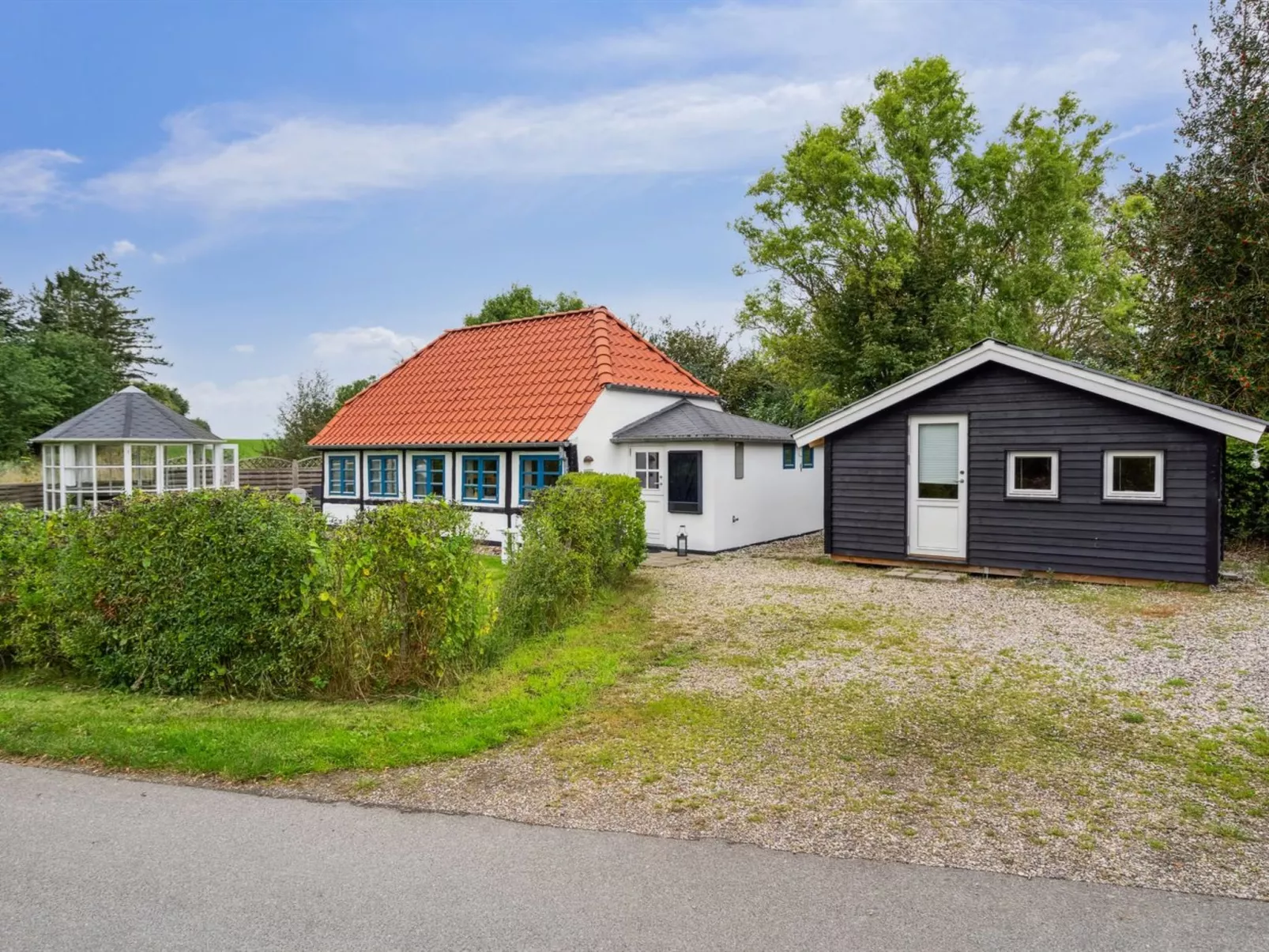 "Prohor" - 1.8km from the sea-Outside