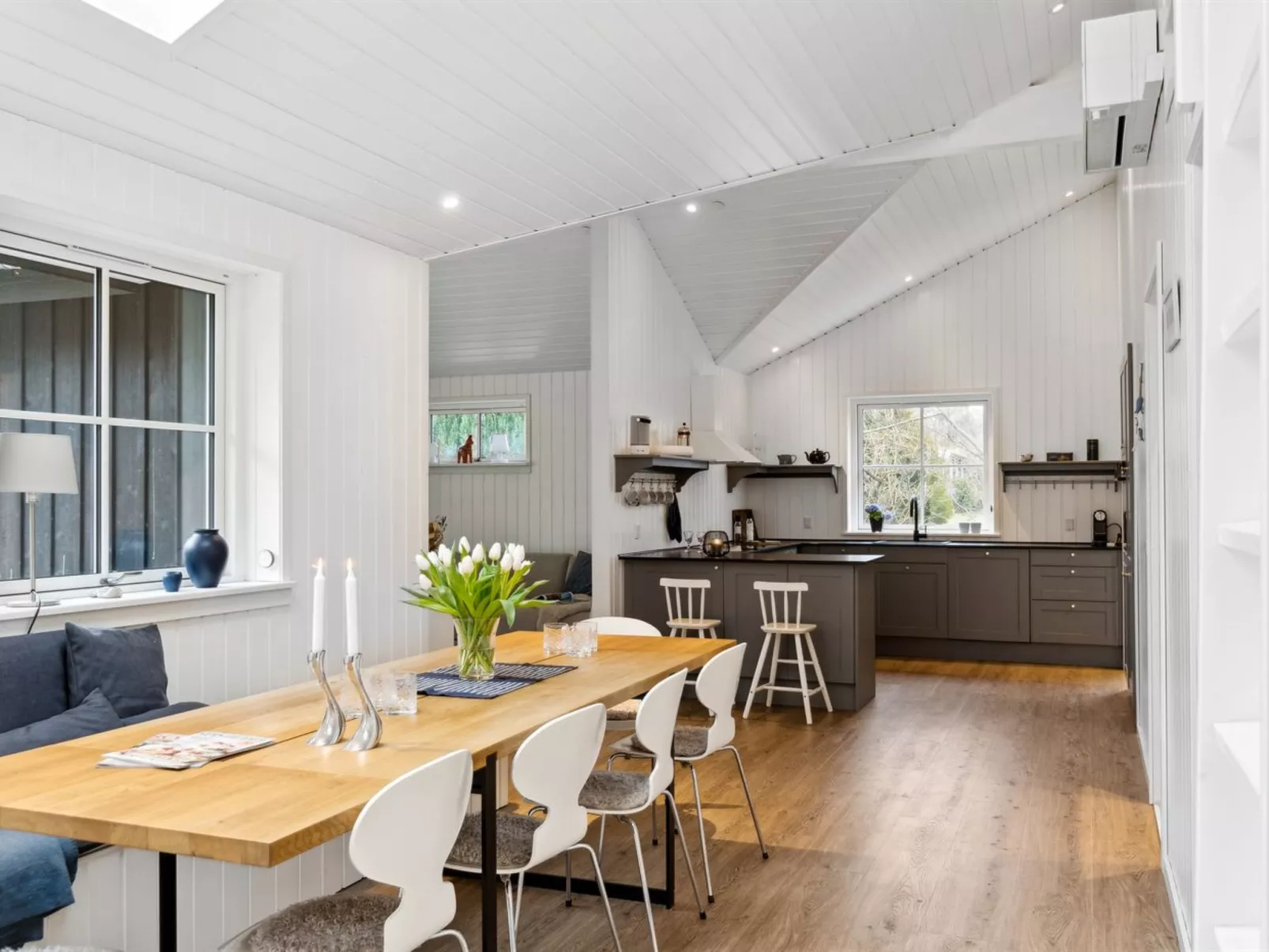 "Loviisa" - 850m from the sea-Inside