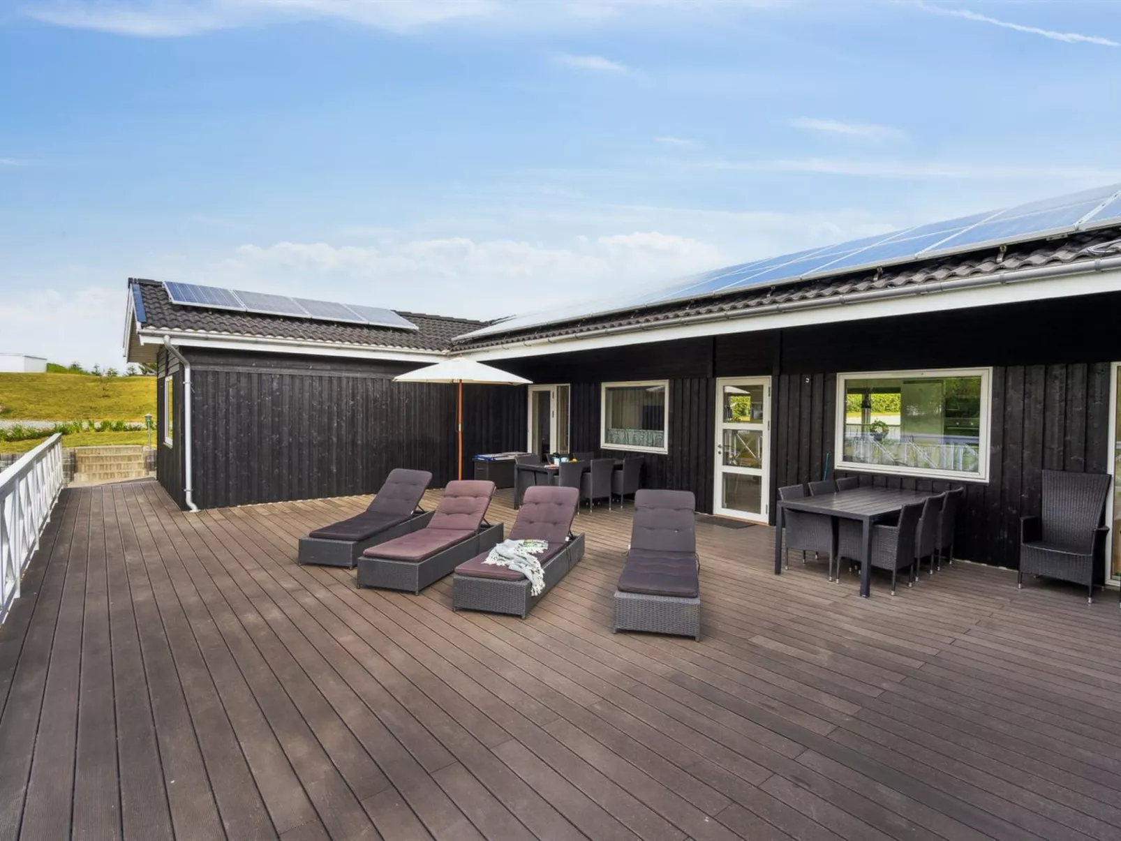 "Edo" - 575m from the sea-Outside