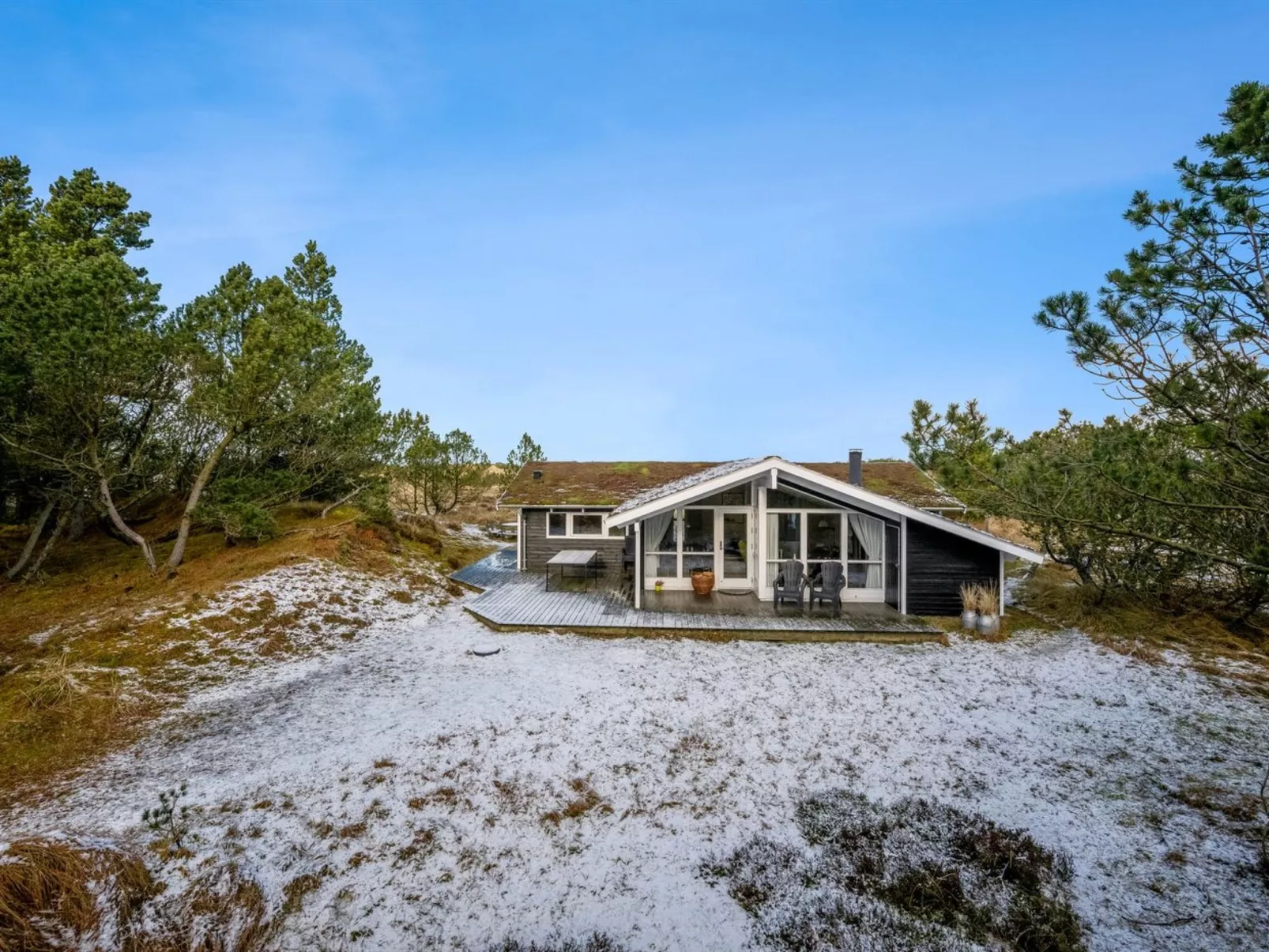 "Abiorn" - 2.5km from the sea-Outside