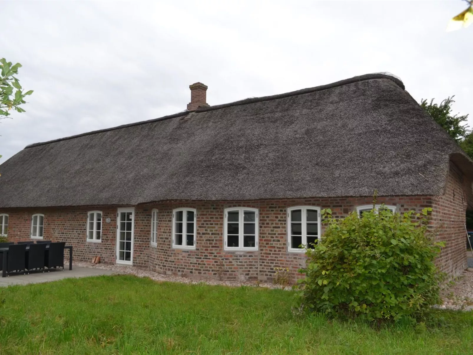 "Syra" - 20km from the sea-Draußen