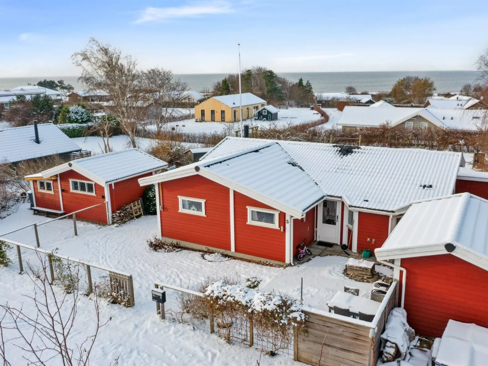 "Oskari" - 175m from the sea-Draußen