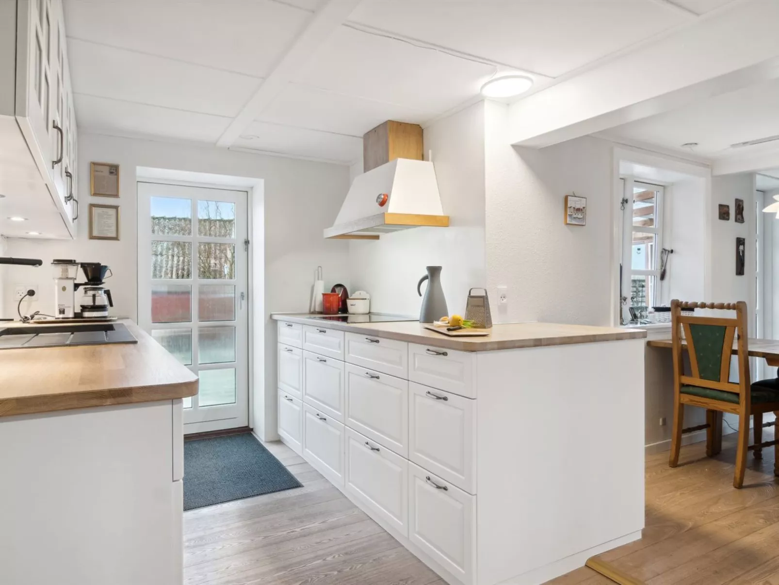 "Elvira" - 300m from the sea-Drinnen