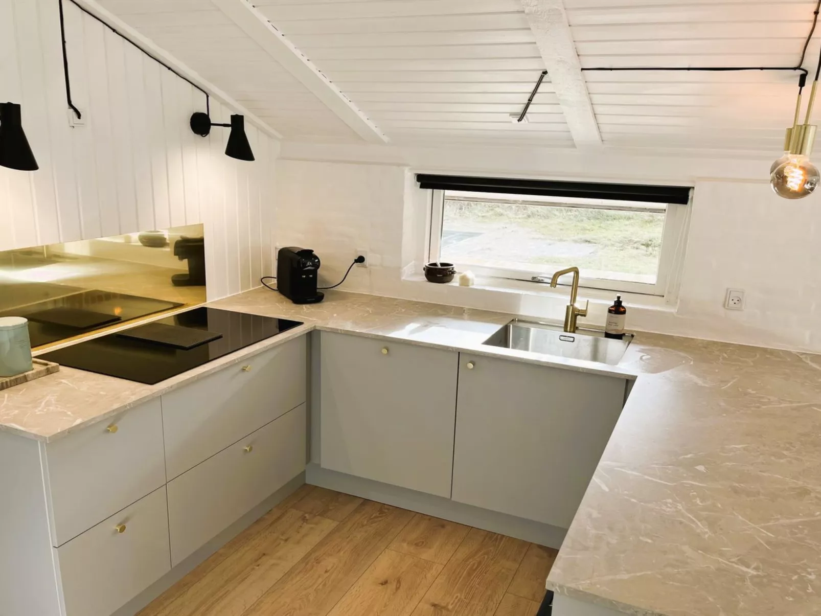 "Tilda" - 900m from the sea-Inside