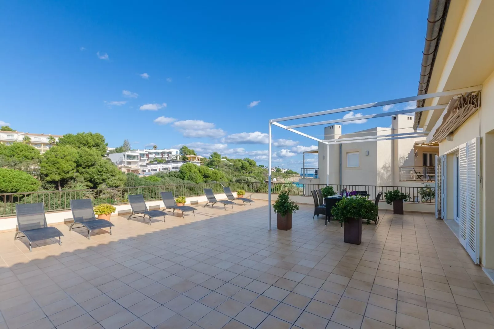 Bexan Cala Mandia-Exterior summer