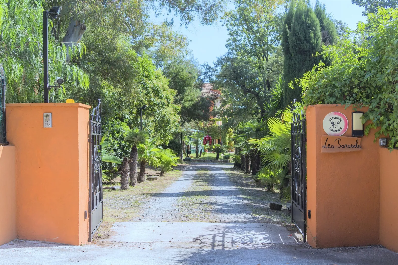 Villa Les Parasols-Jardin d'été