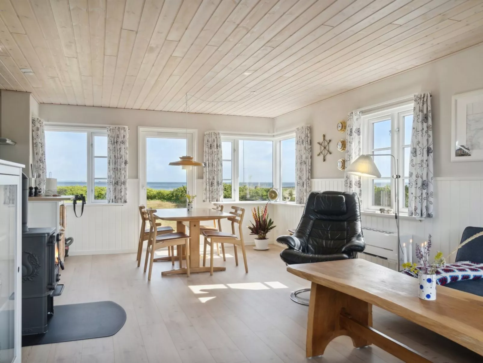 "Mirkka" - 50m from the sea-Inside