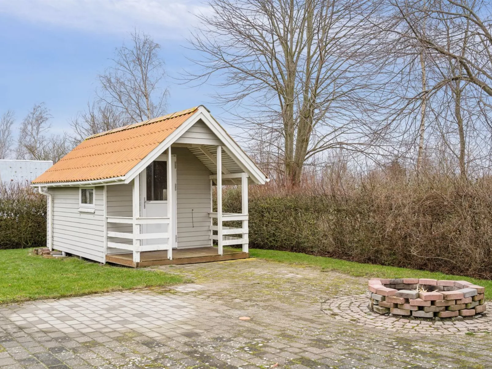 "Chrisse" - 250m from the sea-Outside