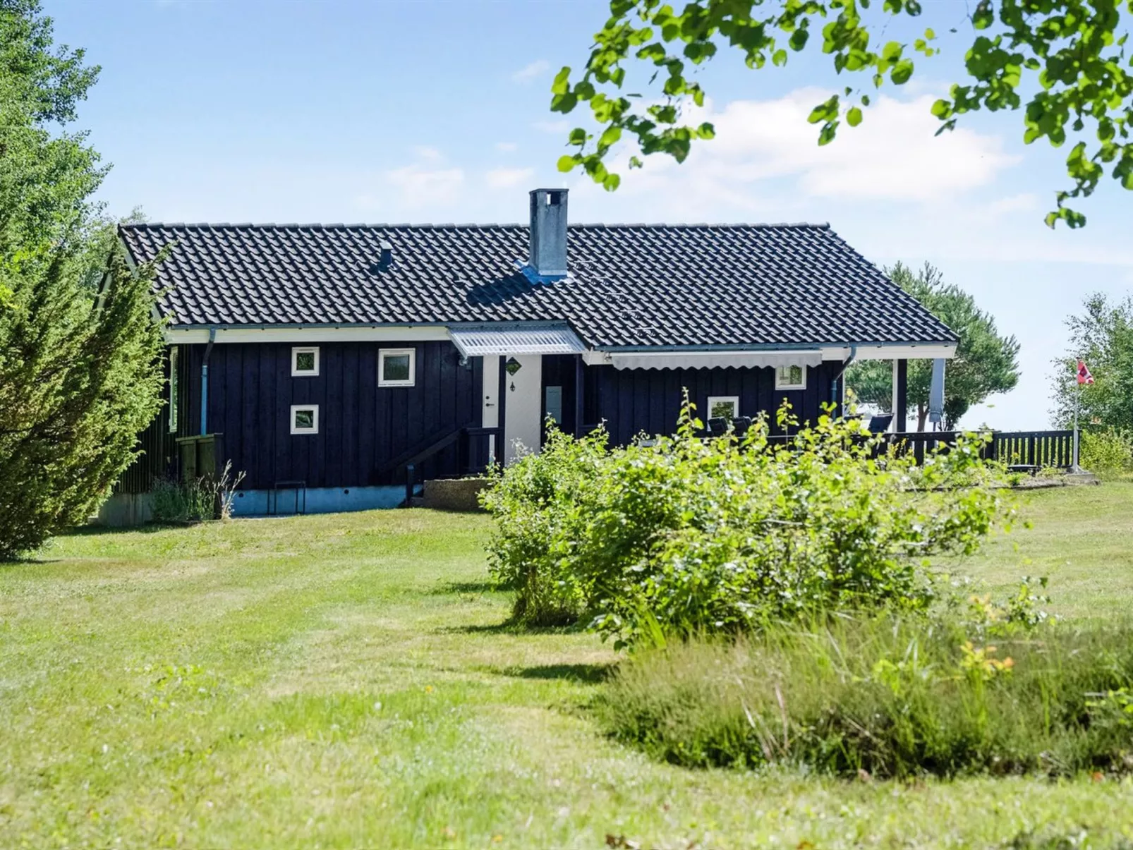 "Griselda" - 400m from the sea-Draußen