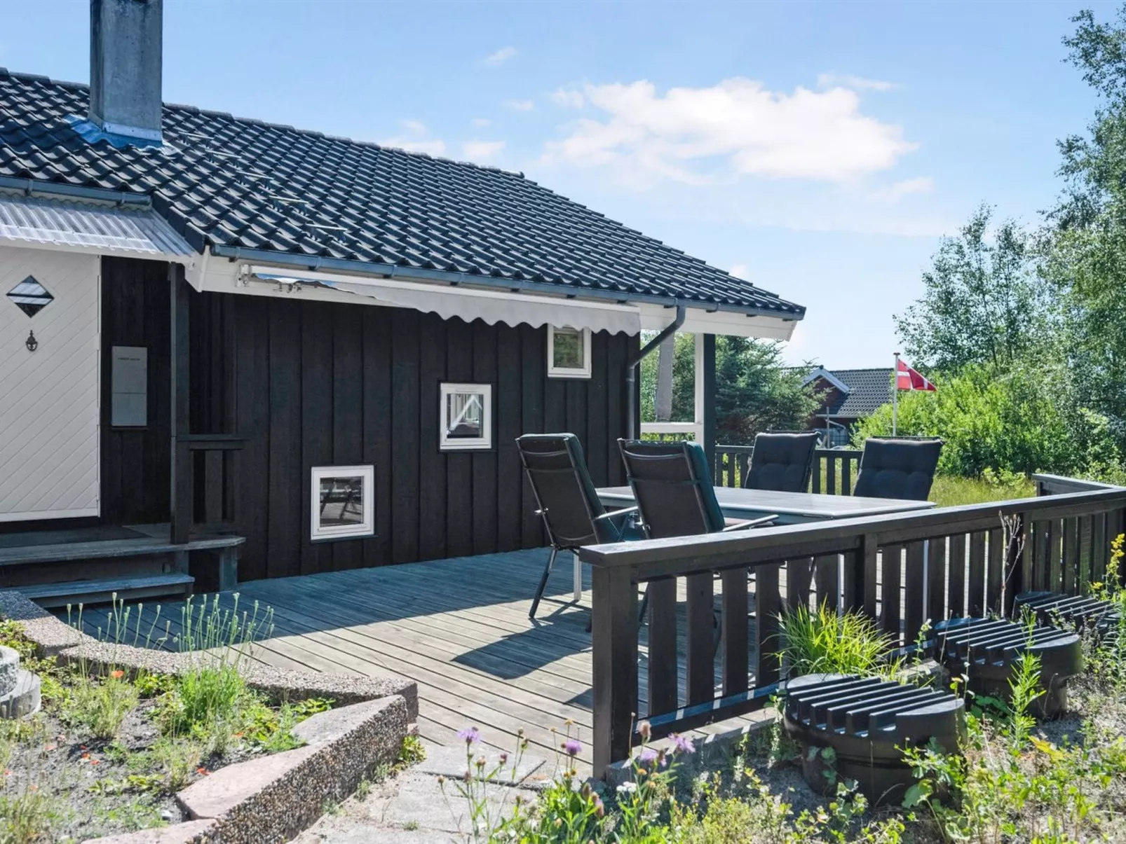 "Griselda" - 400m from the sea-Draußen