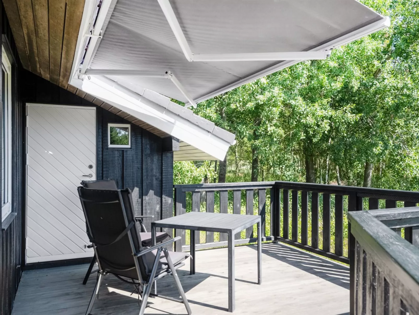 "Griselda" - 400m from the sea-Drinnen