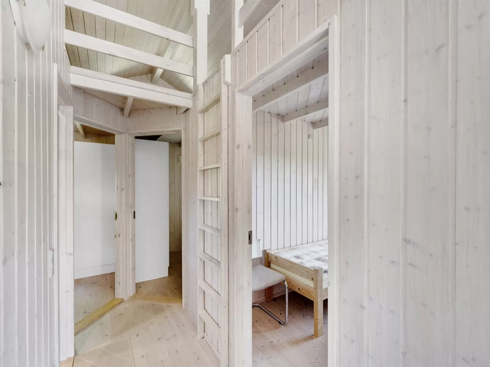 "Griselda" - 400m from the sea-Drinnen