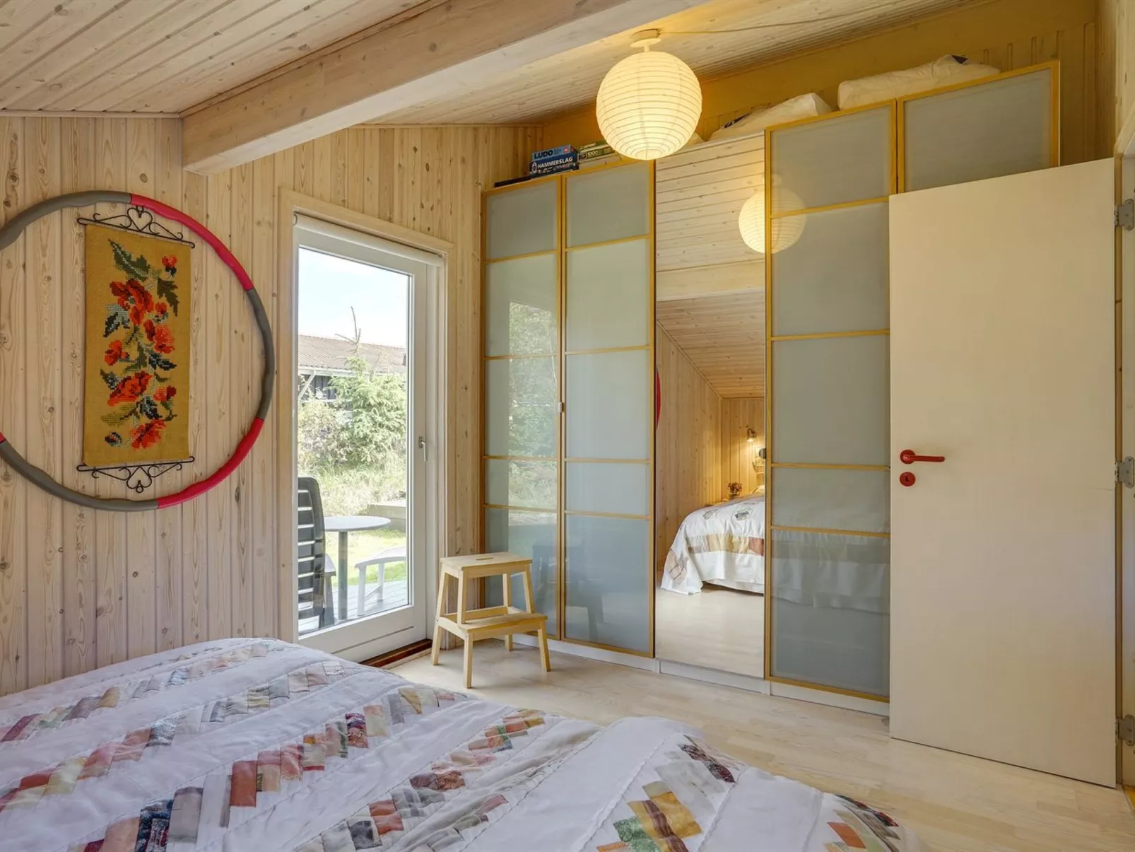 "Amai" - 100m from the sea-Inside
