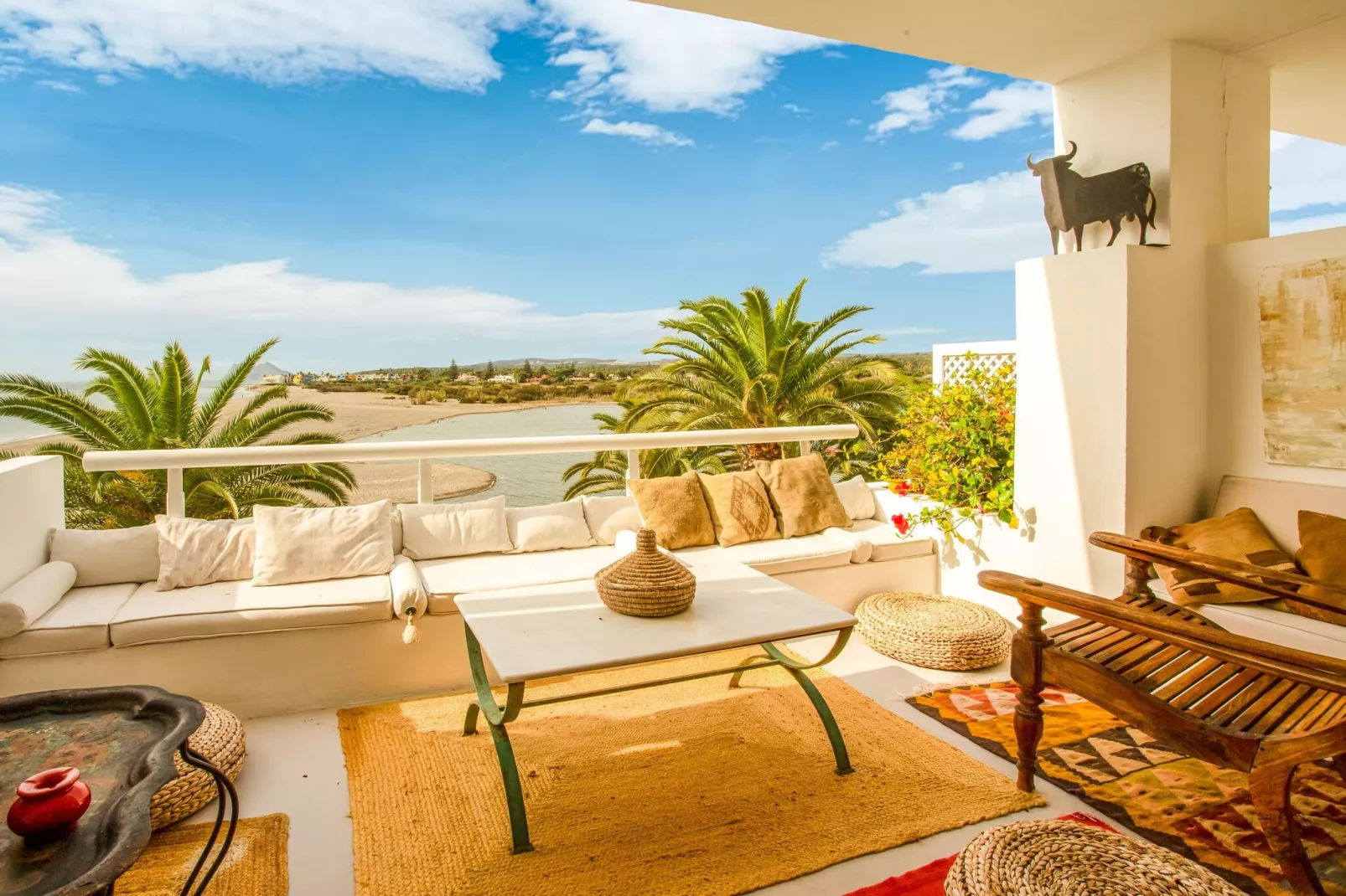 PRECIOSO APARTAMENTO CON VISTAS EN SOTOGRANDE-Terrace balcony