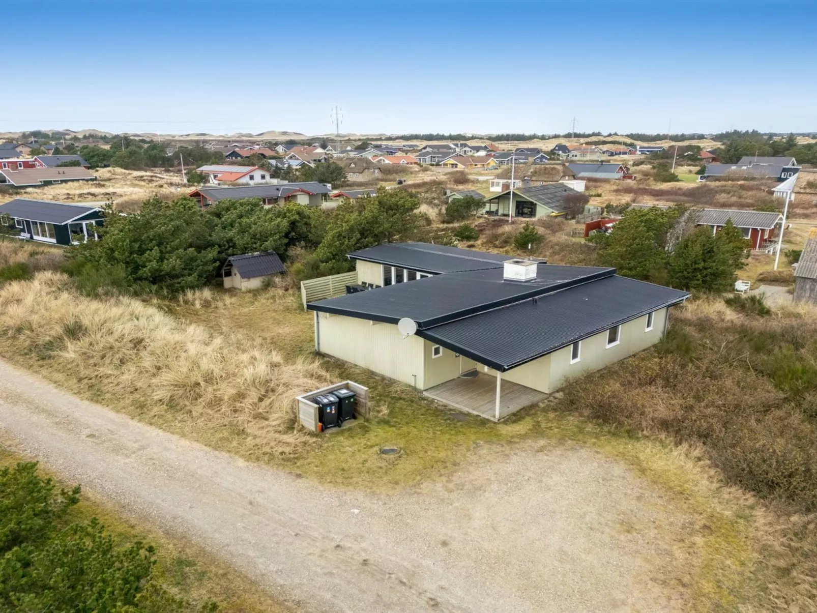 "Yorik" - 800m from the sea-Outside