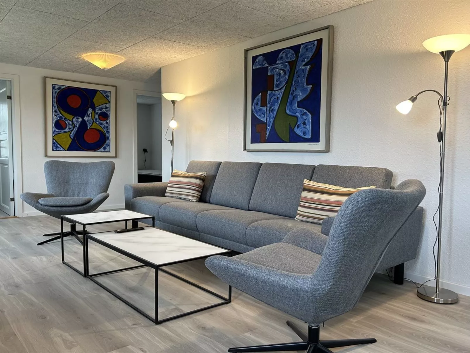 "Torhild" - 700m from the sea-Drinnen