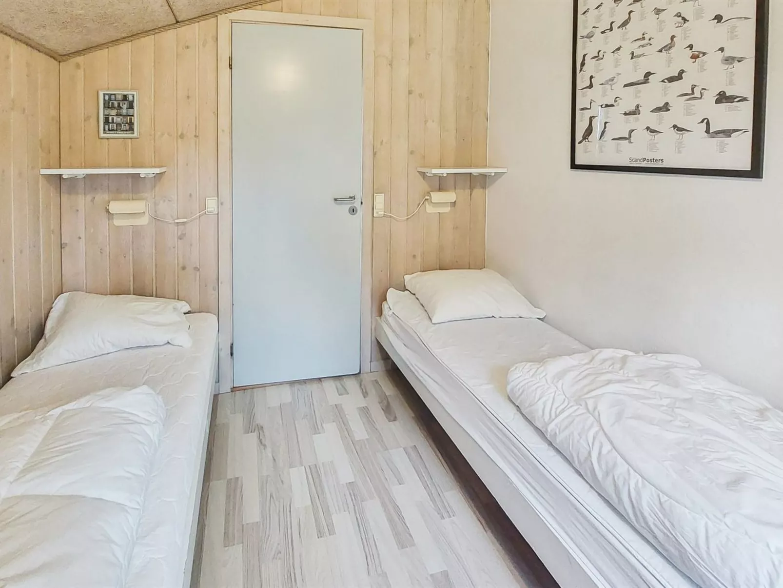 "Katharine" - 175m from the sea-Inside
