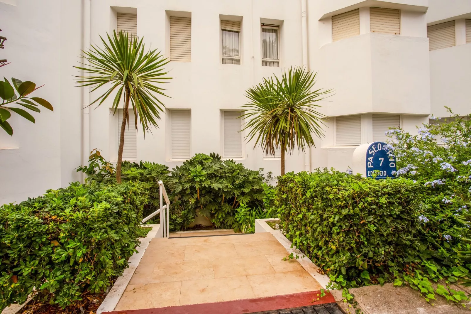 PRECIOSO APARTAMENTO CON VISTAS EN SOTOGRANDE-Exterior summer