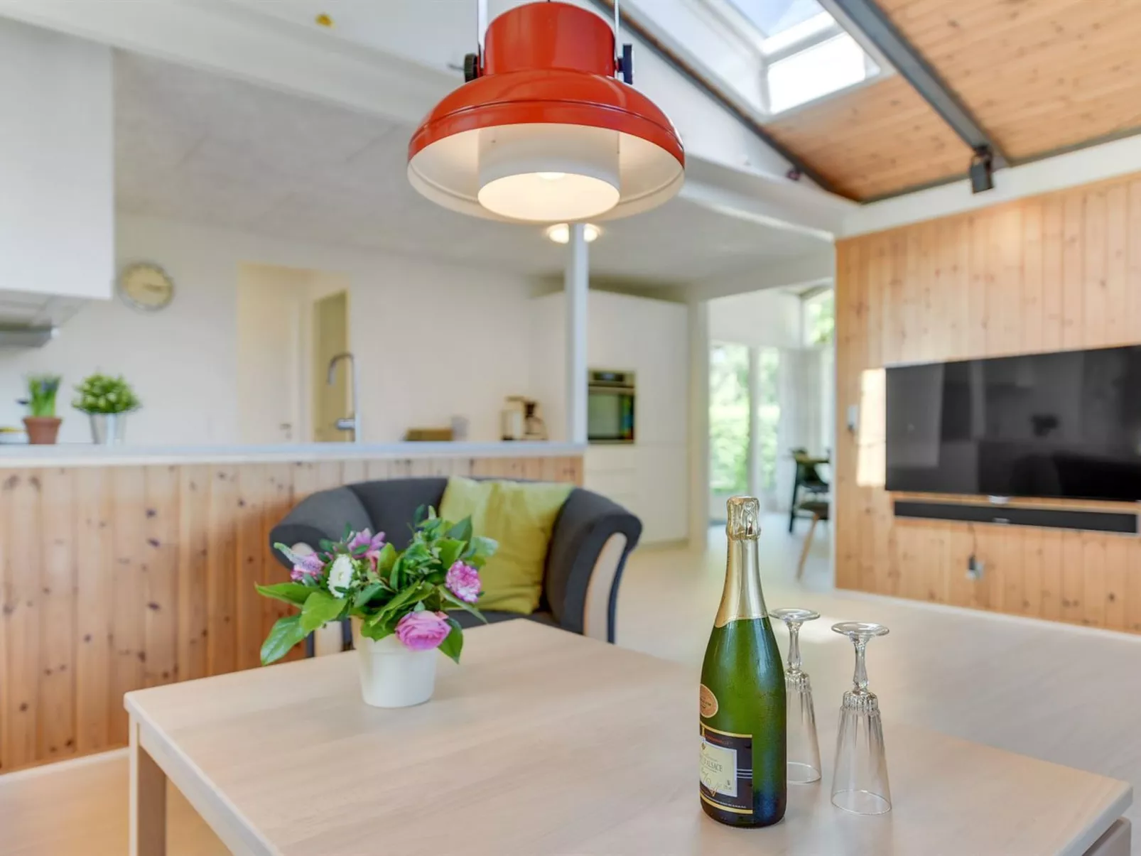 "Eriksine" - 150m from the sea-Inside