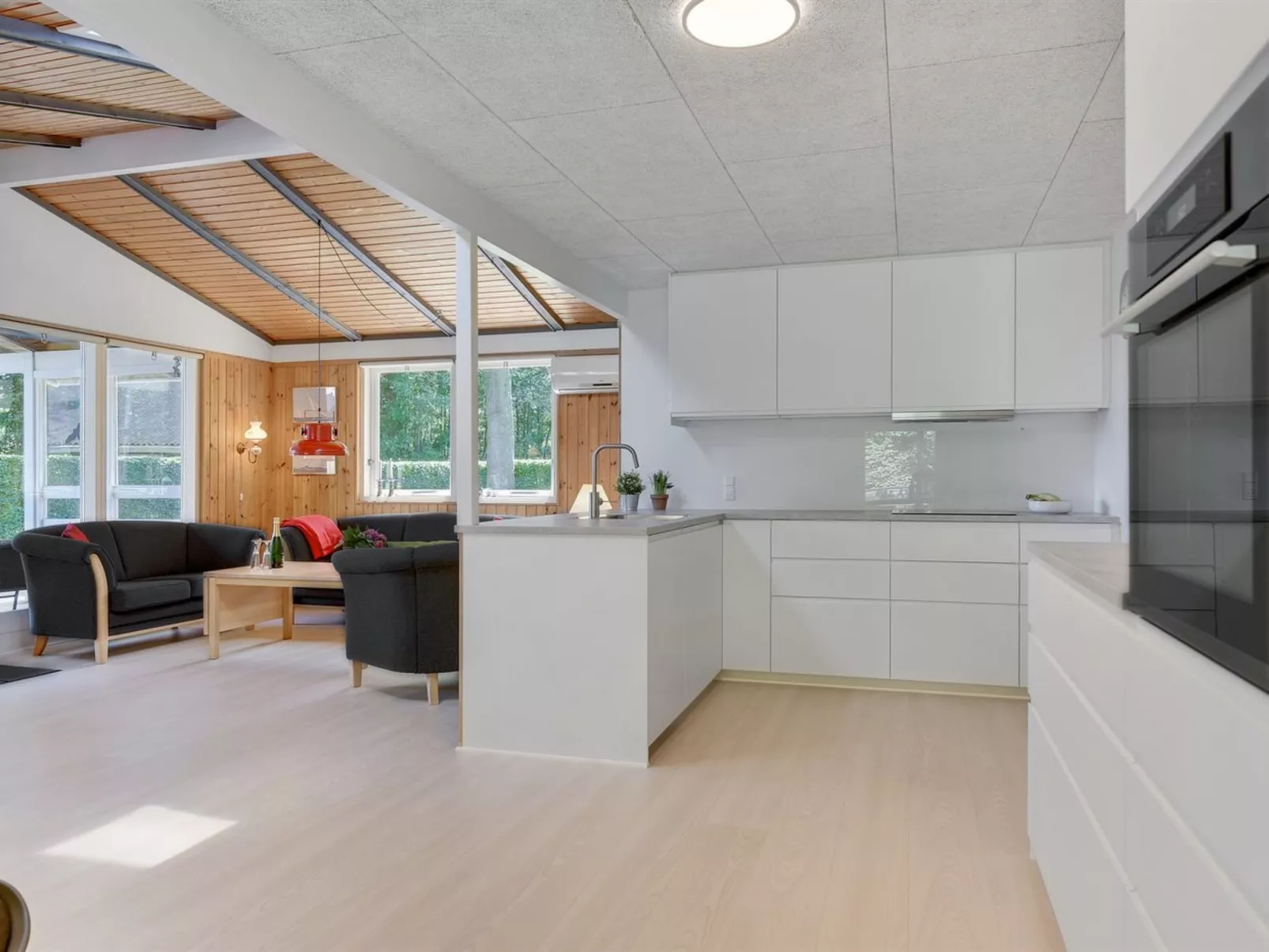 "Eriksine" - 150m from the sea-Inside