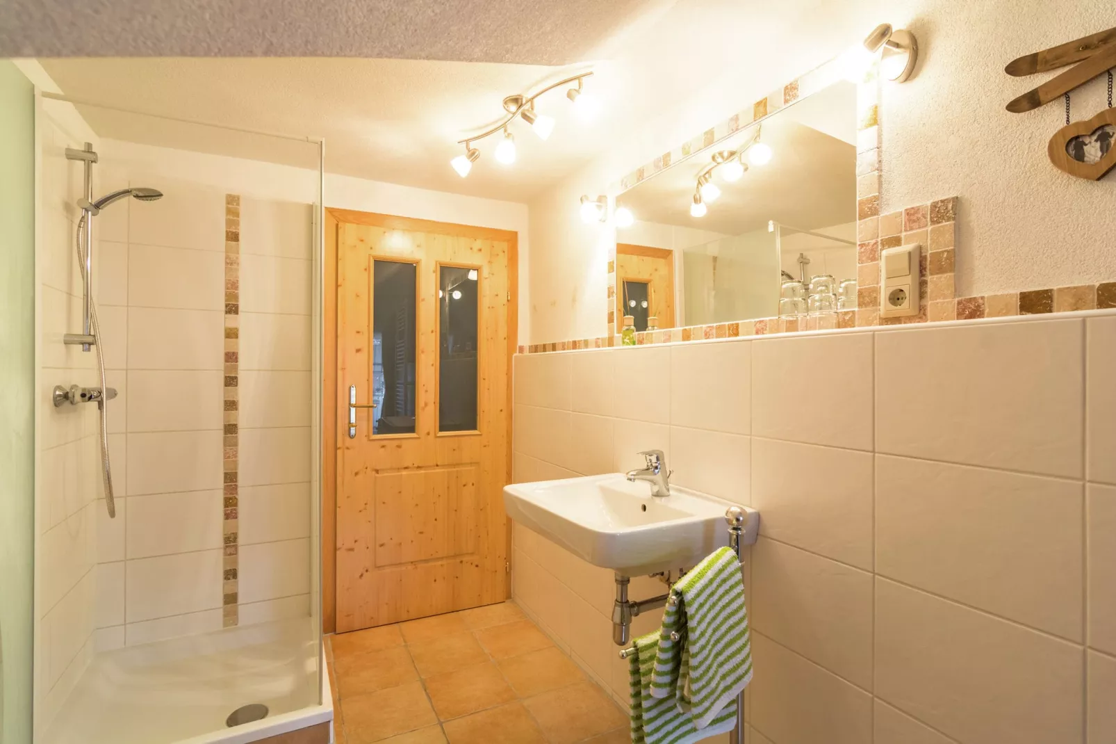Haus Tschernitz-Bathroom