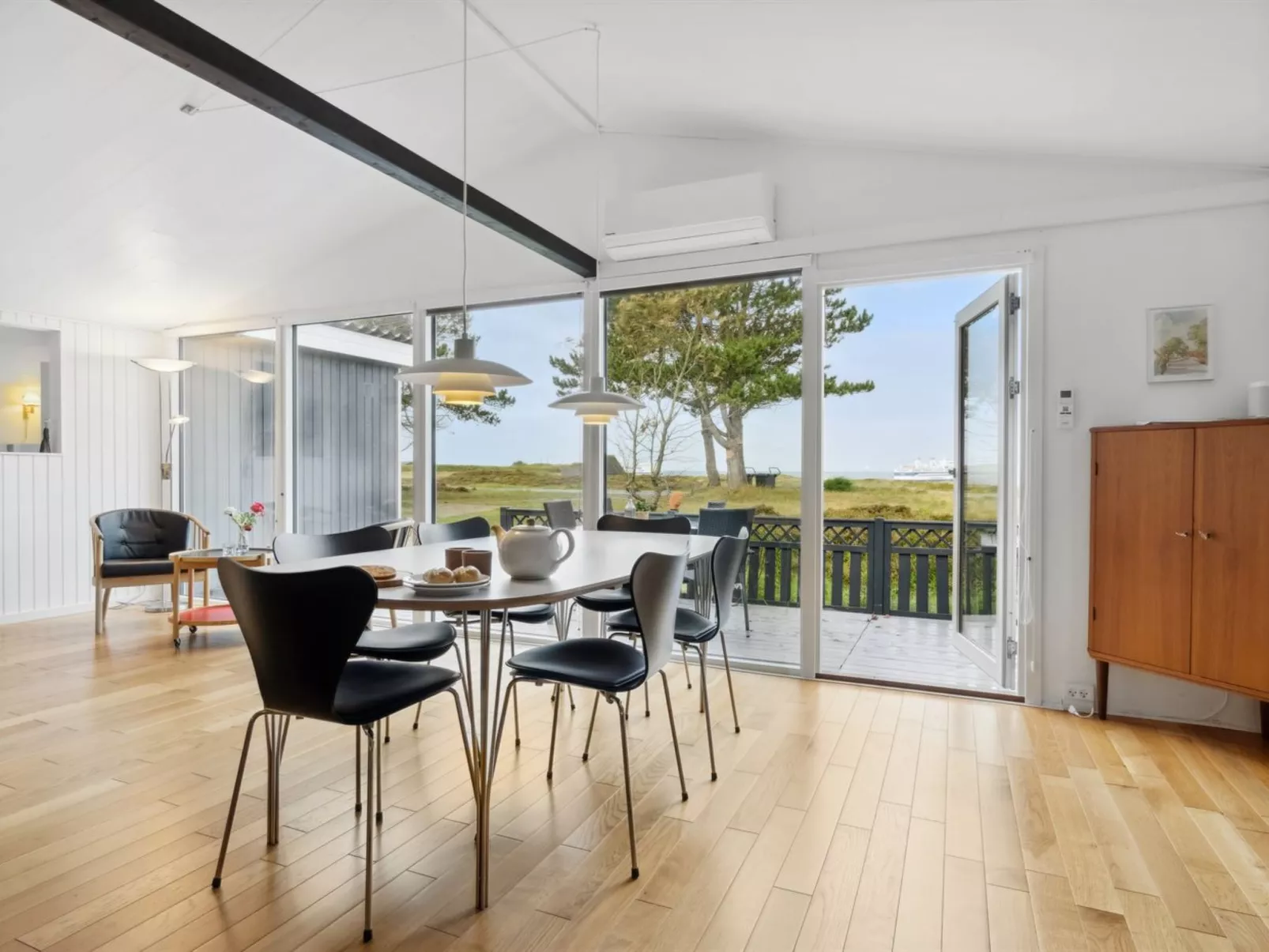 "Djuna" - 200m from the sea-Drinnen