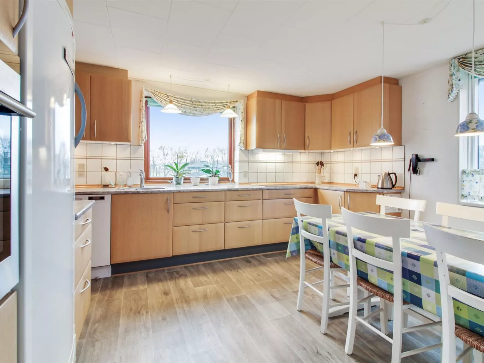 "Sune" - 800m from the sea-Drinnen