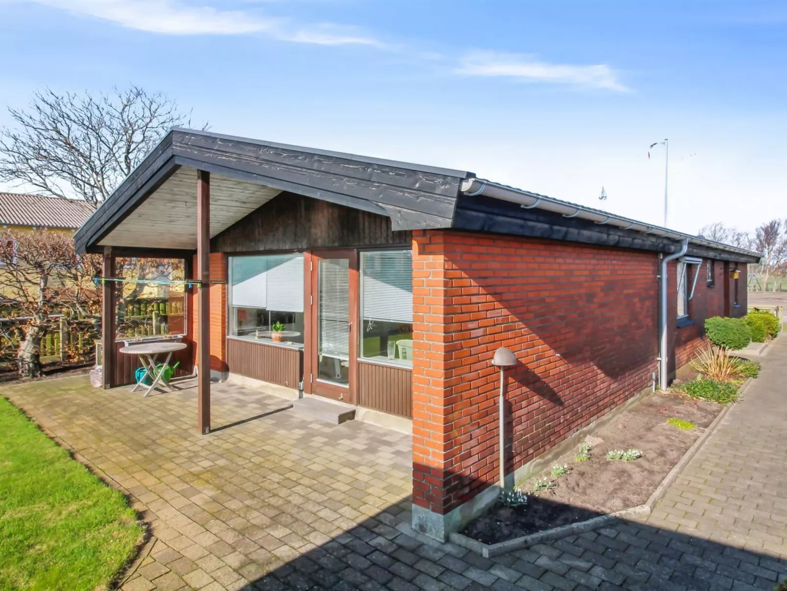 "Sune" - 800m from the sea-Drinnen