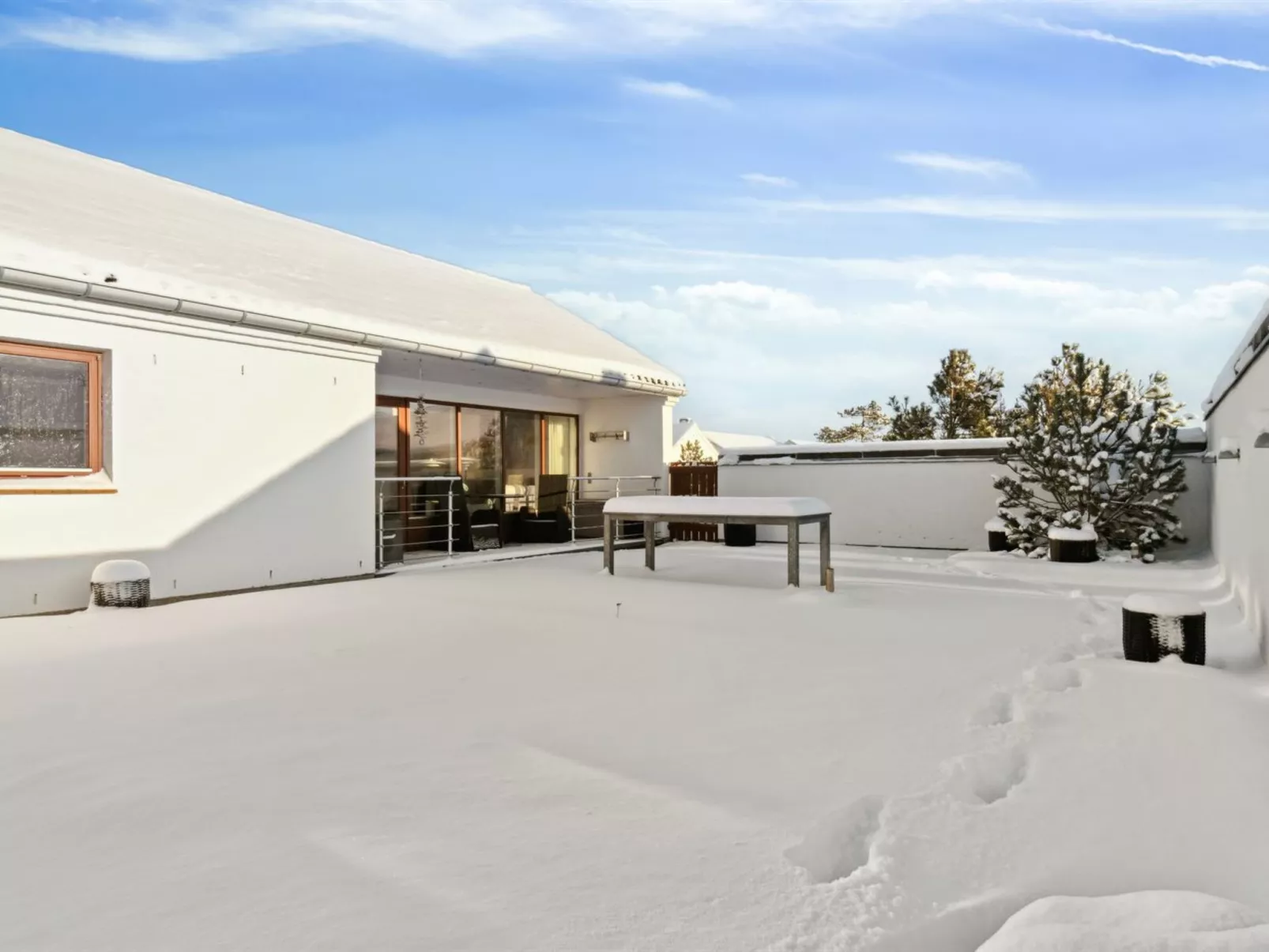 "Leny" - 900m from the sea-Outside