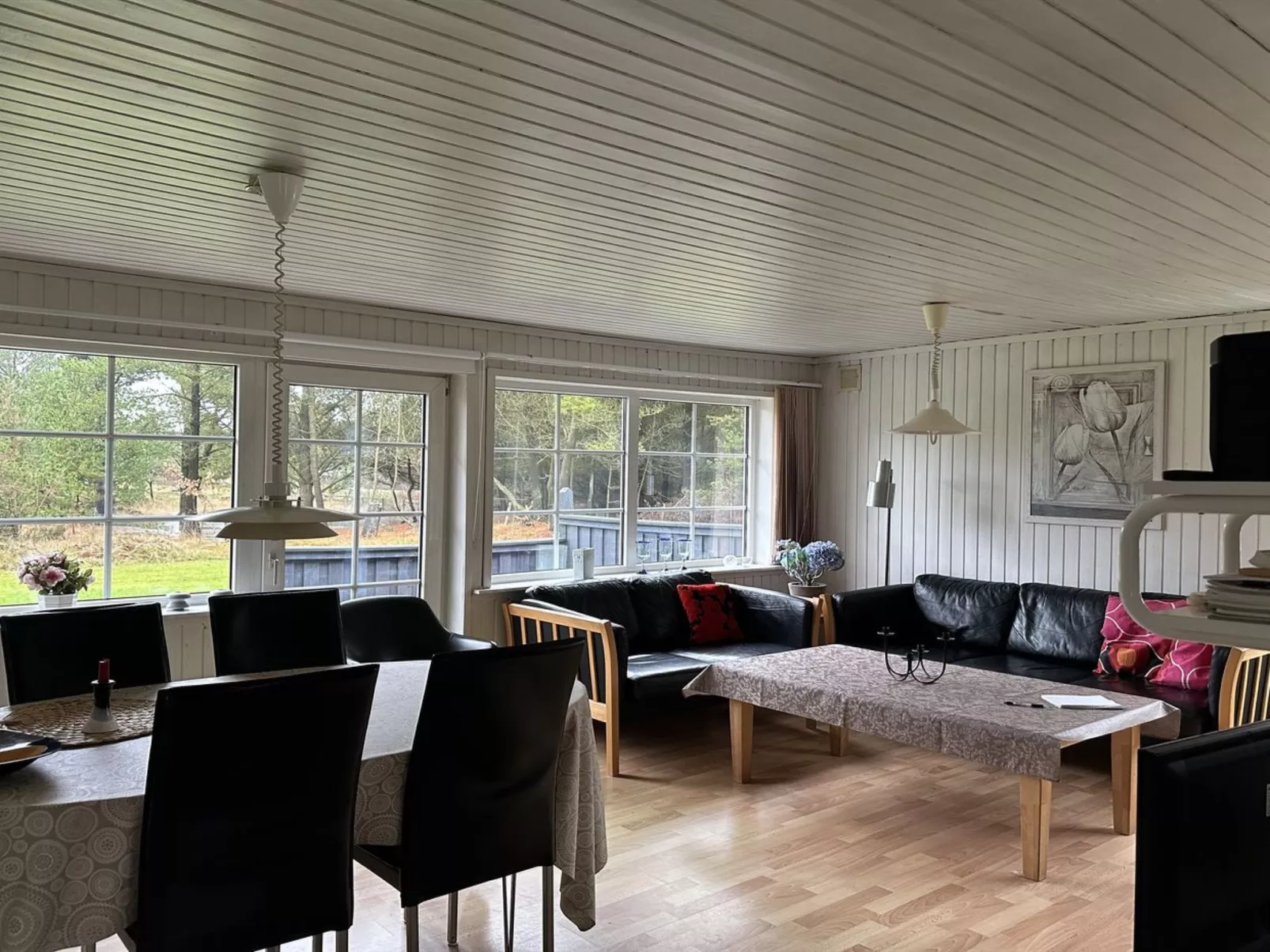 "Ylvi" - 2.8km from the sea-Inside