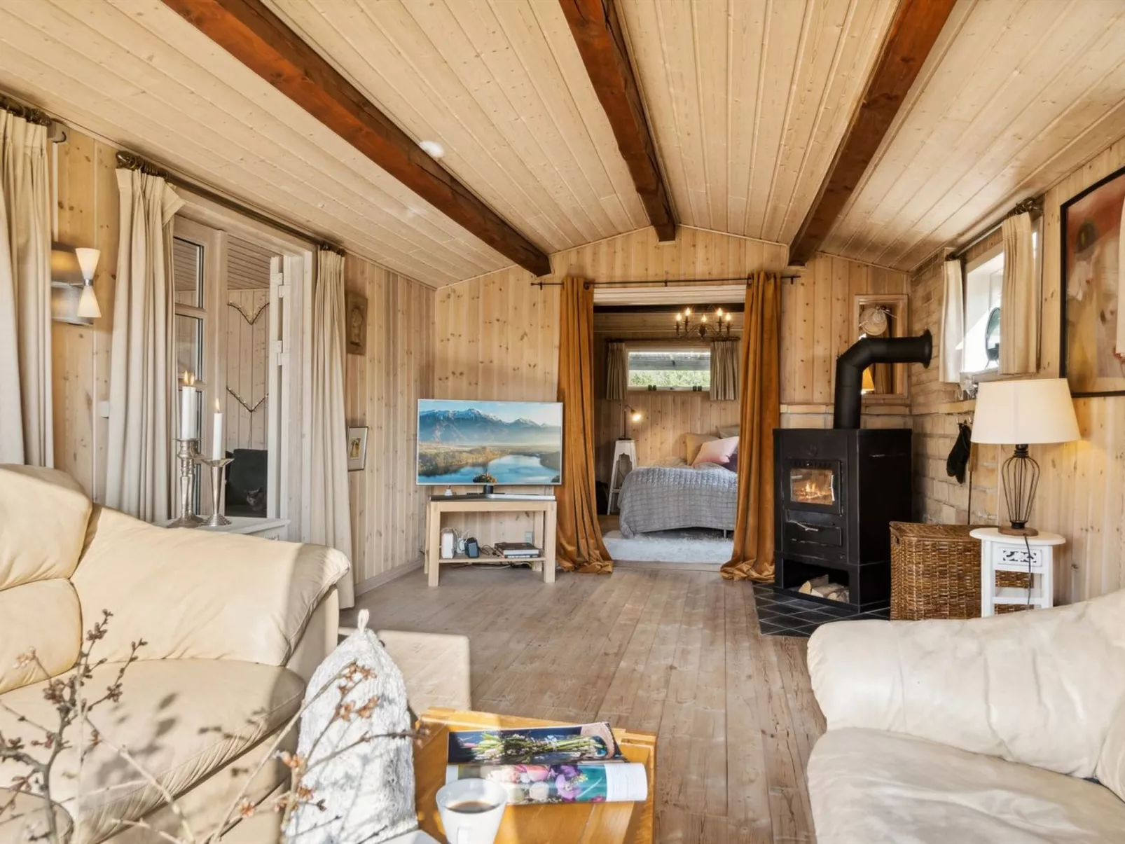 "Arlina" - 750m from the sea-Drinnen