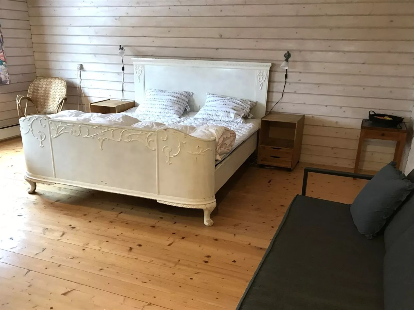 "Thorid" - 850m from the sea-Inside