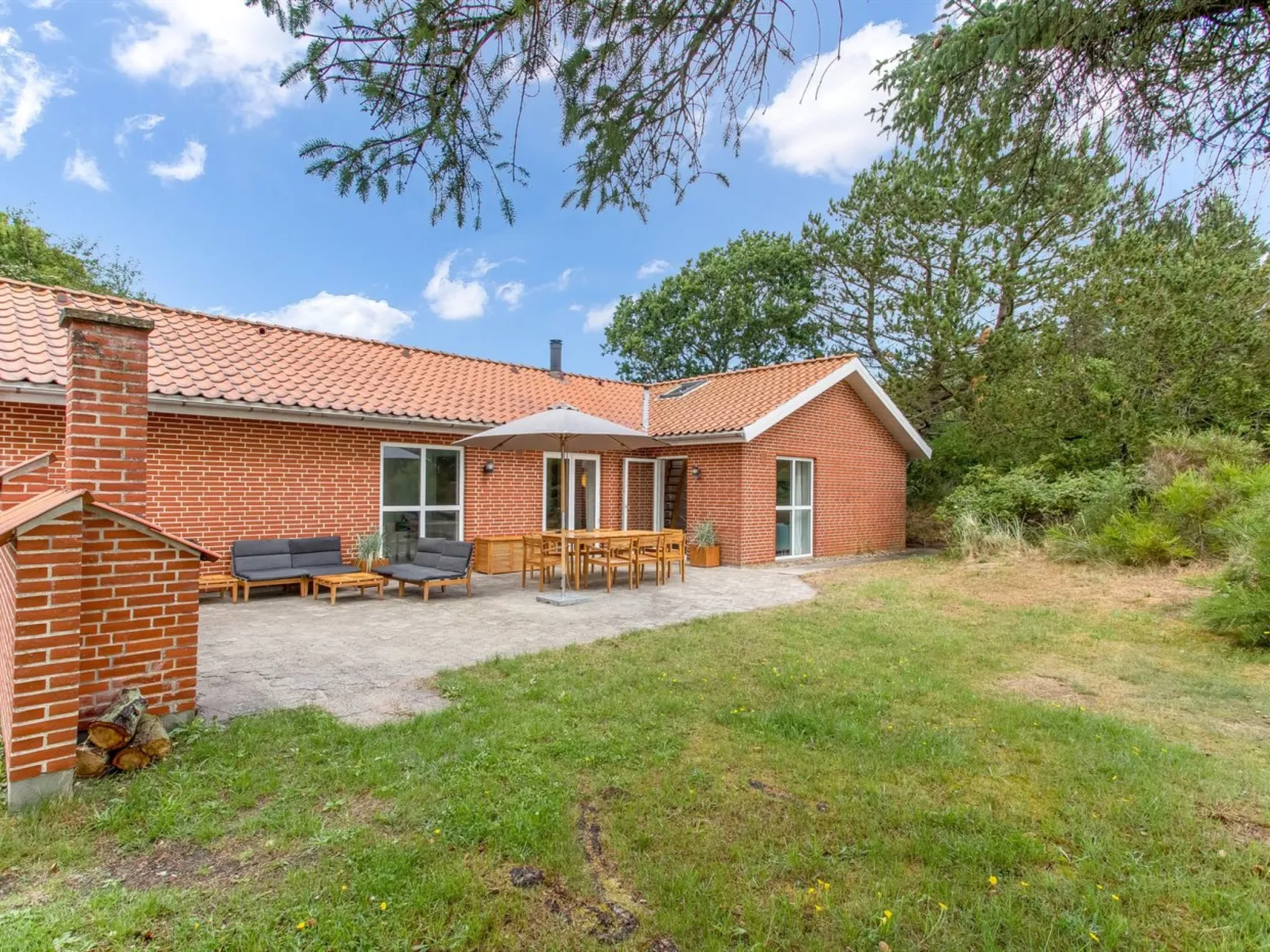 "Anniesette" - 1.5km from the sea-Draußen