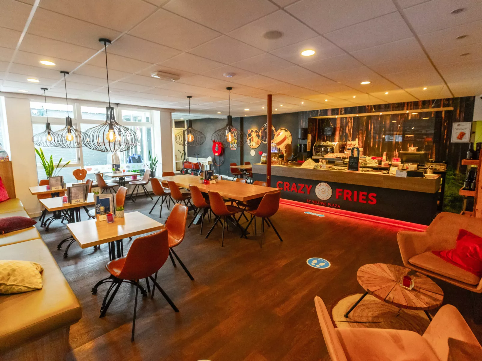 Veranda 4-Inside