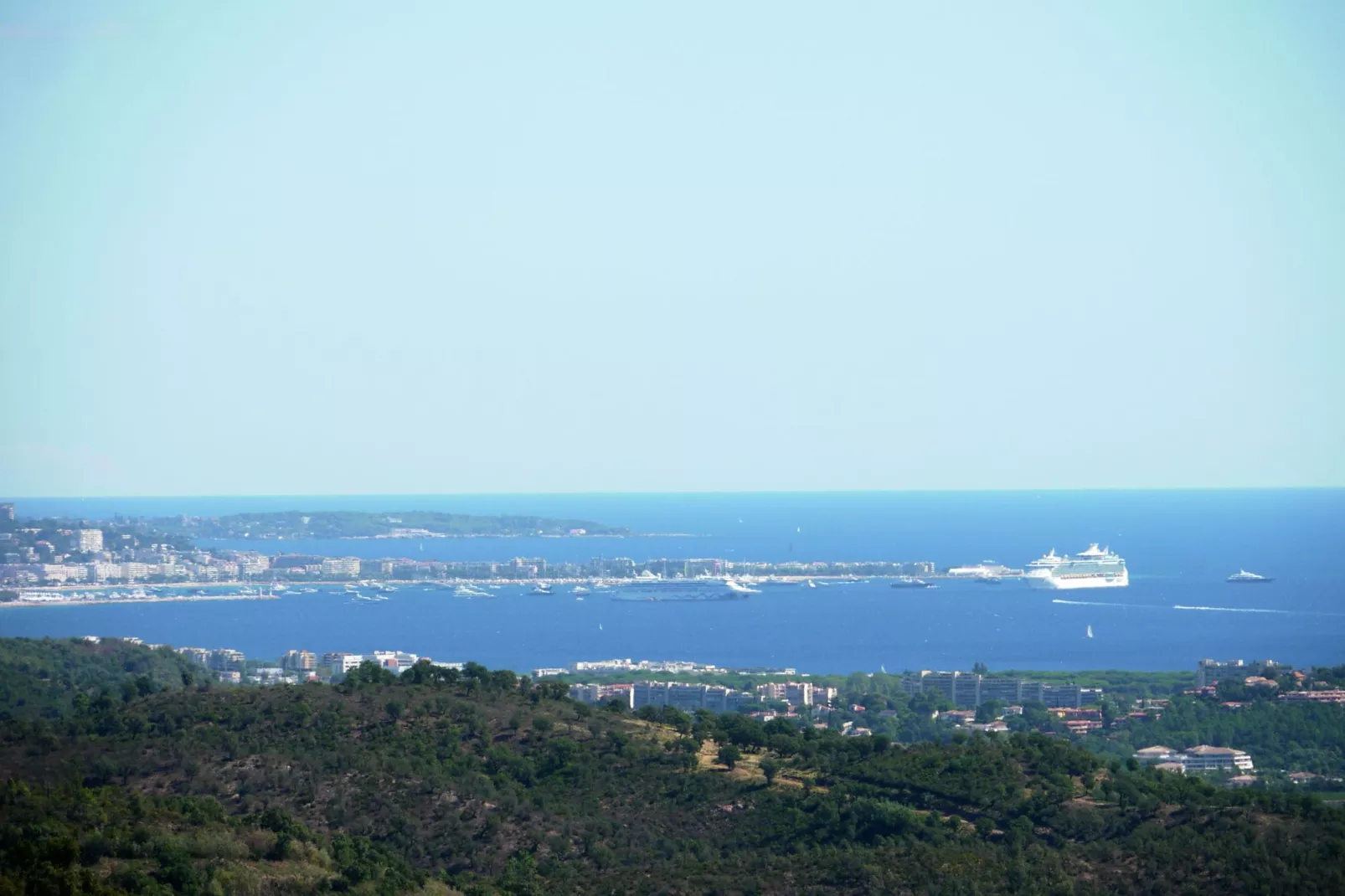 Villa le Mareret-View summer