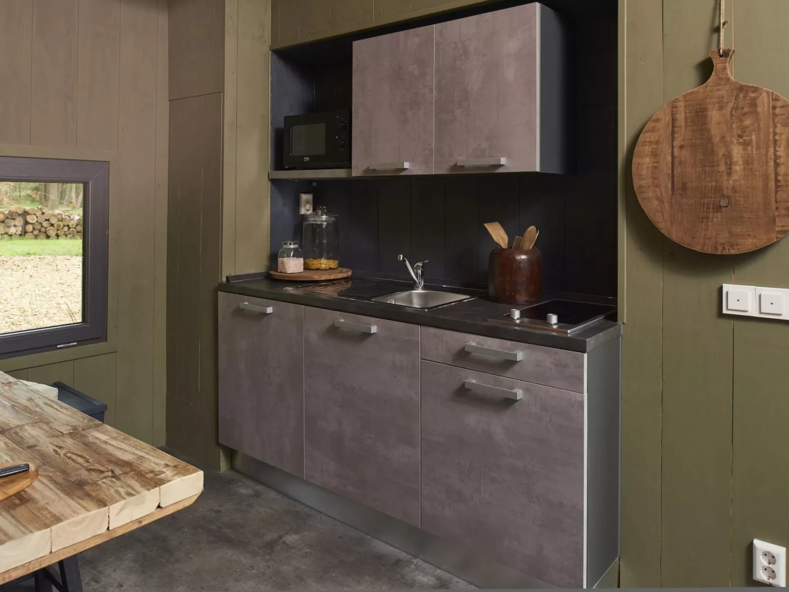 Tiny House 4-Dedans