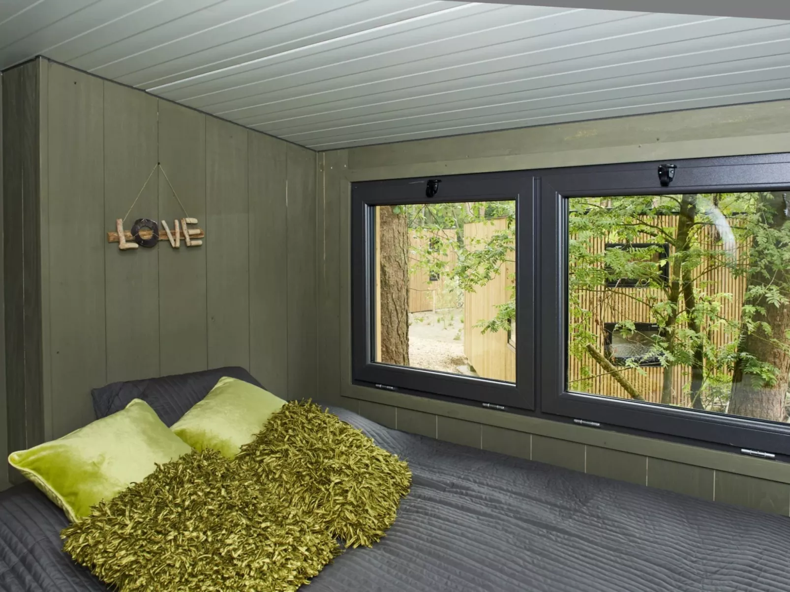 Tiny House 4-Dedans