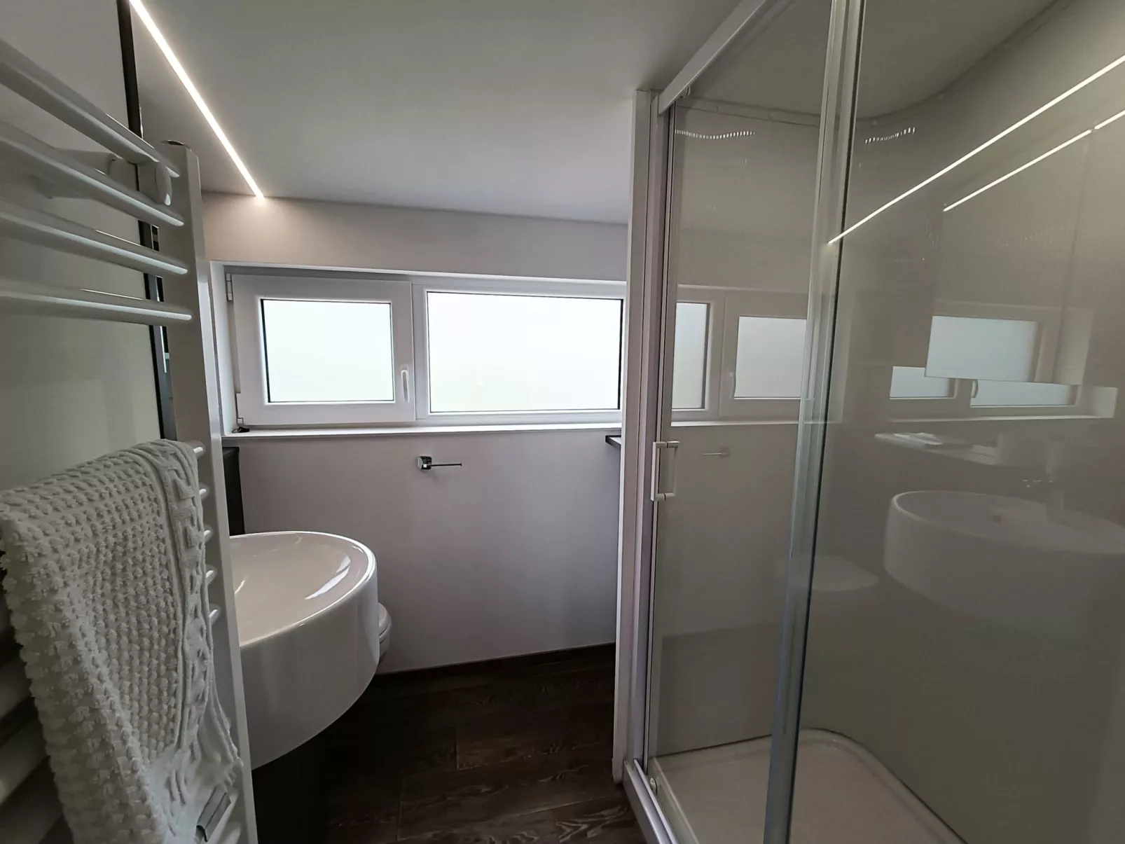 Panorama Cottage 4-Inside
