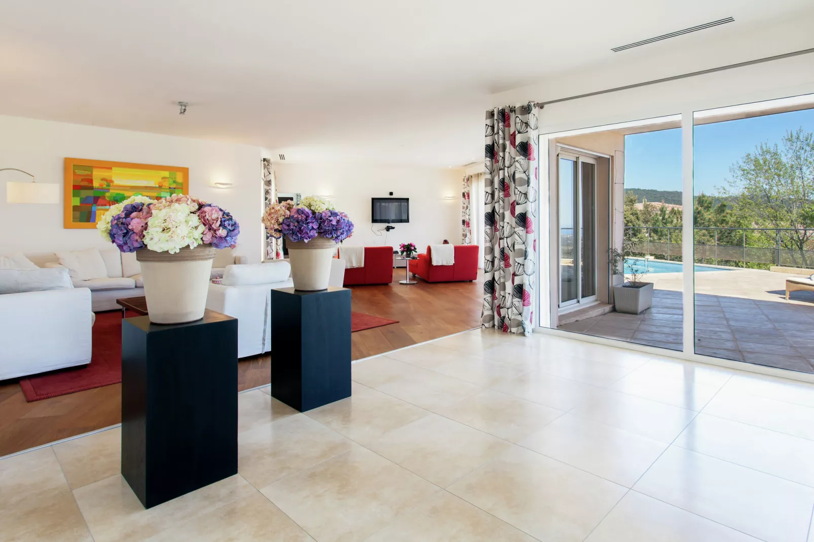 Villa le Mareret-Living room