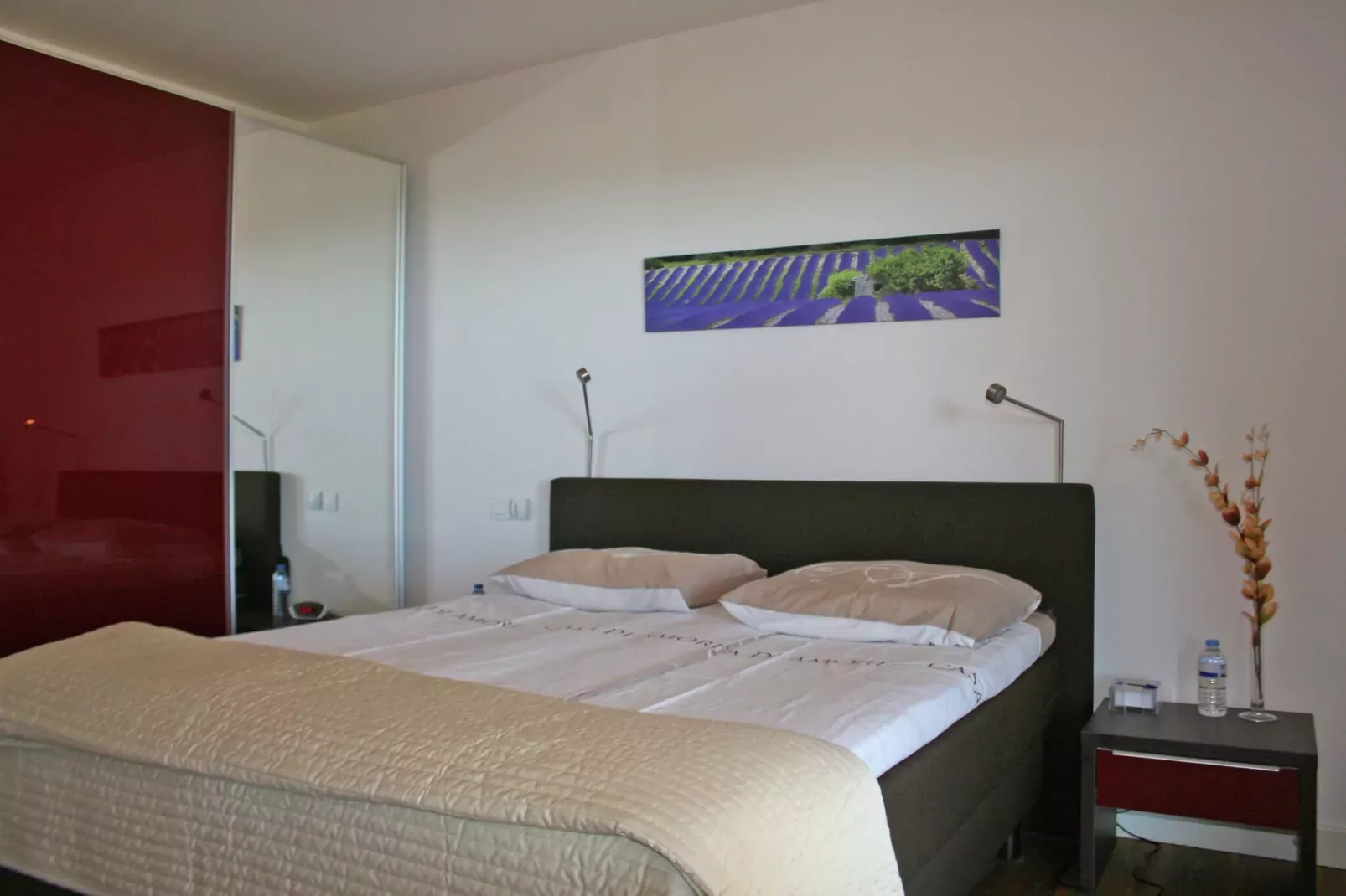 Villa le Mareret-Bedroom
